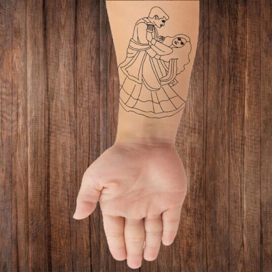 (Arpita Mehandi) New Groom and Bride/Couple's romantic movement tool for a beautiful mehandi design. - Image 3